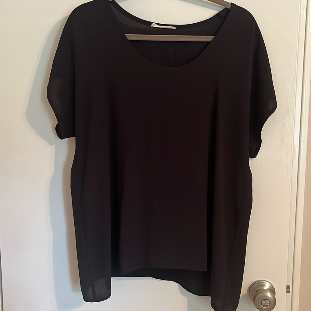 Lush black basic silk-like top
